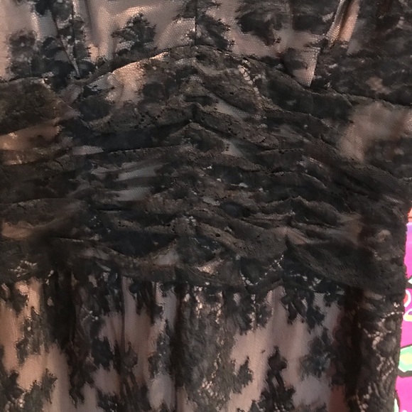 VICTOR COSTA AFTER FIVE - Picture 3 of 8